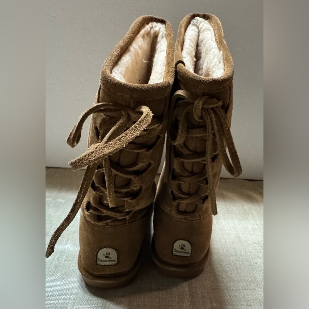 Bearpaw Phylly Youth Winter Boots -
Size 4 - Picture 5 of 8